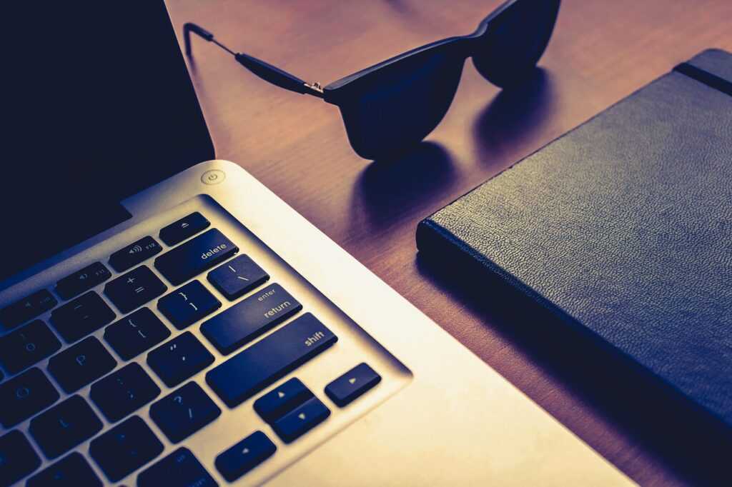 desk, laptop, computer, macbook, keyboard, macbook pro, tech, technology, apple, electronics, minimal, digital, computer hardware, computer keyboard, minimal tech, business, work, office, desk accessory, blue apple, blue tech, blue desk, blue keyboard